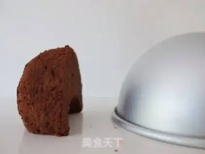 Make STAR WARS BB8 CAKE step 7