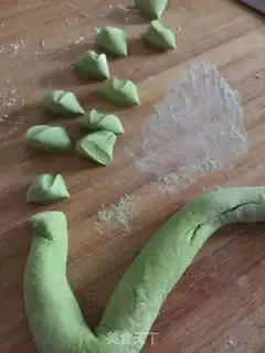 Make Spinach mushroom corn dumplings step 10