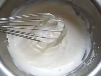 Make Mango yogurt mousse step 1