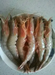 Make Tomato shrimp step 0