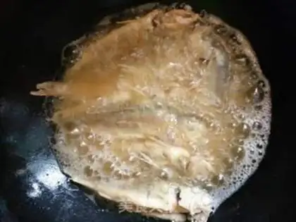 Make Dried and fried yellowfish step 2