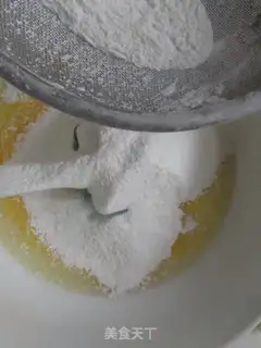 Make Mango cream and tea cake step 2