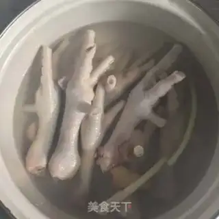 Make Chicken claws of Coke sauce step 2