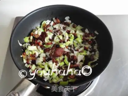 Make The onion onions step 1