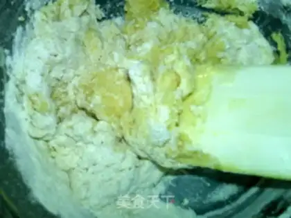 Make Xinjiang specialty pastry Barley step 4
