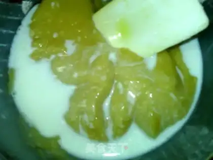 Make Xinjiang specialty pastry Barley step 6