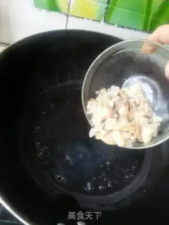 Make Pumpkin egg step 2