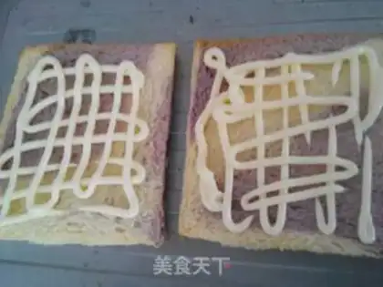 Make Vegetable sandwich step 4
