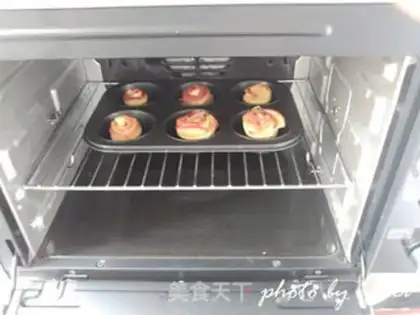 Make Apple roses step 8