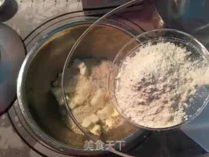 Make pineapple souffle cake step 2