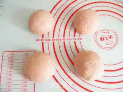 Make Coconut potato leaf bread step 6