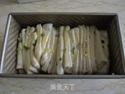 Make Garlic hand tore bread step 9