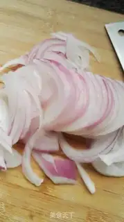 Make Onion fried eggs step 0