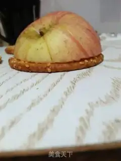 Make Apple pretzels step 4
