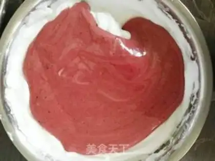 Make Vanilla mango heartcake step 6