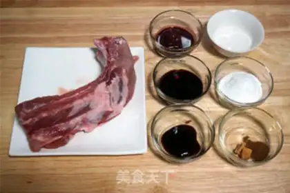 Make Homemade pickle sauce roasted ribs step 0