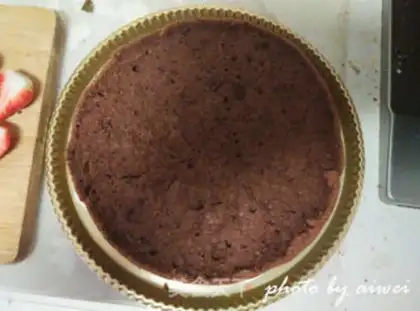 Make Naked cocoa cake step 15