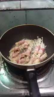 Make Bacon pins and mushrooms step 2