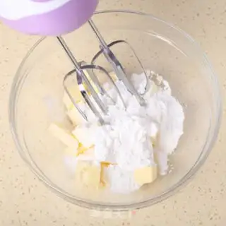 Make Olio pounds cake step 0