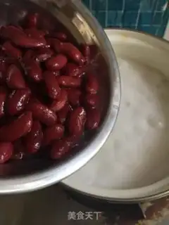 Make Snowbread makes duck blood step 3