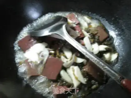 Make Snowbread makes duck blood step 5