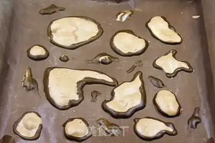 Make Panther Cake Roll step 14