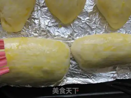 Make Red sausage bread step 8