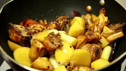 Make Xinjiang chicken step 4