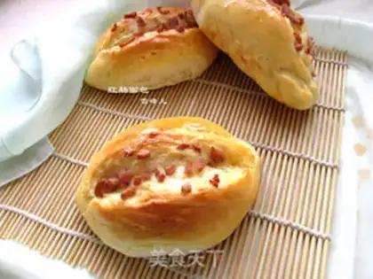 Make Red sausage bread step 12