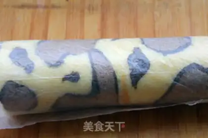 Make Panther Cake Roll step 21
