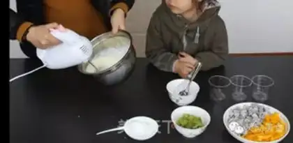 Make Butter fruit cups step 1