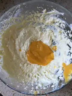 Make Glycerine cheesecake step 16