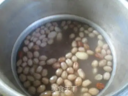 Make Peanut rice and sweet bean soup step 9