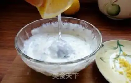 Make Low Caser salad step 1