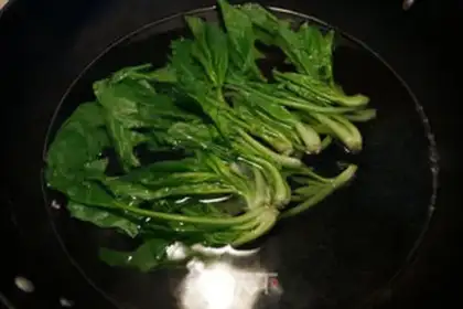 Make Vanilla and chicken-legged rice step 5
