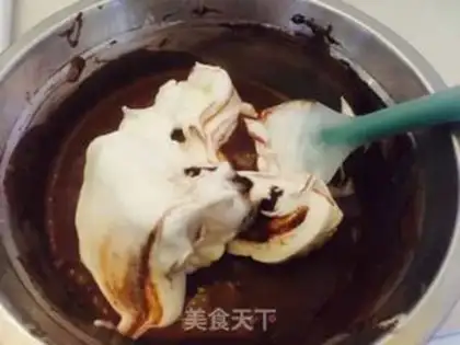 Make Chocolate cupcakes step 4