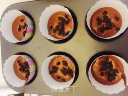 Make Chocolate cupcakes step 5