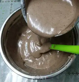Make Fort meek cocoa cake step 6