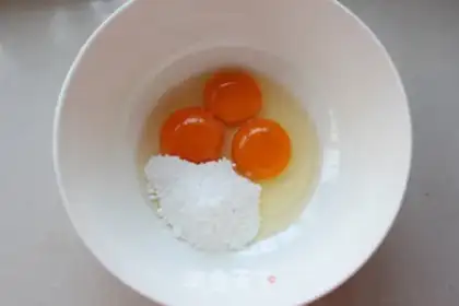 Make Mango lasagna cake step 0