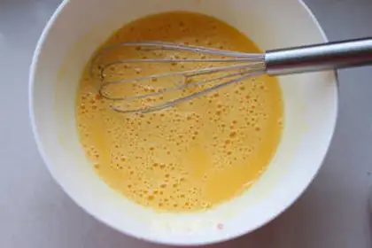 Make Mango lasagna cake step 2