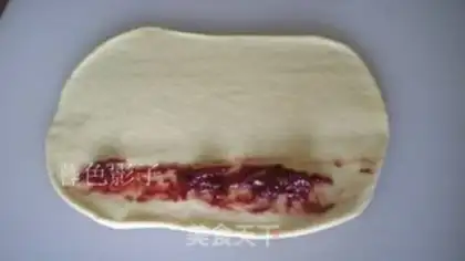 Make Cherry sauce caterpillar bread step 5