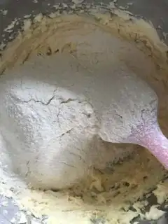 Make Lollipop cookies step 4