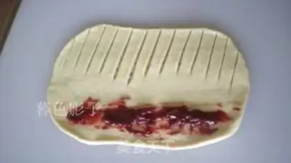 Make Cherry sauce caterpillar bread step 6