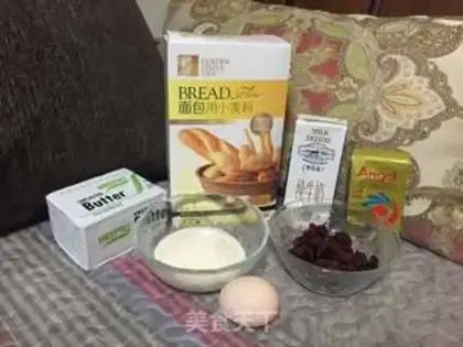 Make Cranberry cream toast step 0