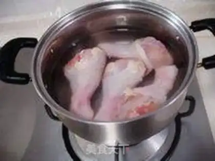 Make Roasted chicken soup step 2