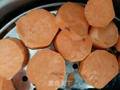 Make All-wheat cheese buns step 0