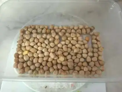 Make Black sesame peanut soy step 1