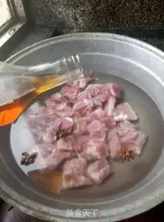 Make Chestbone and potatoes and beans step 1
