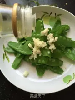 Make Garlic Dutch beans step 3