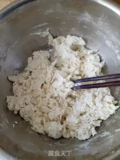 Make Hand grab cake step 2